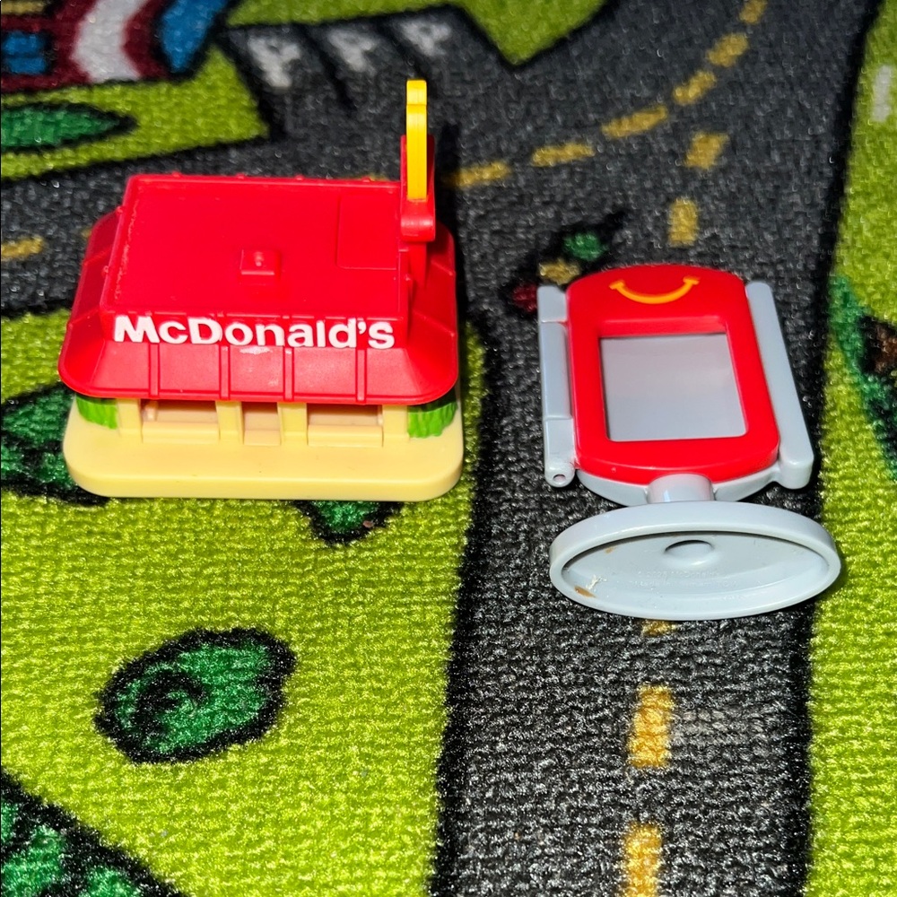 McDonald's Red and Yellow Play Set